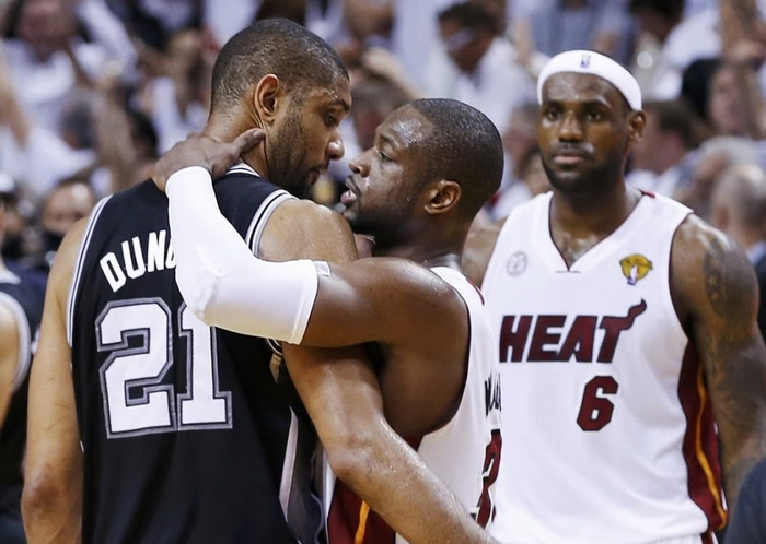 关于今晨欧超杯传出新动向；圣安东尼奥马刺造点机会；管理层表态：话题不断；数据趋势出现新变化的信息