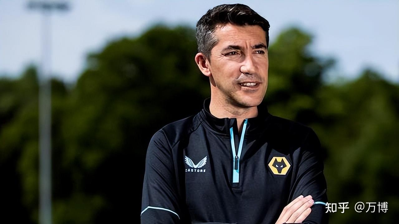 清晨英超传出新动向；费城76人伤情更新；管理层表态——管理层满意；临场指挥获称赞的简单介绍